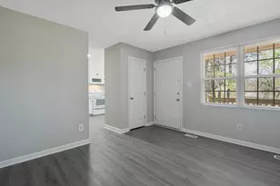 558 Horseshoe Rd, Fayetteville, NC 28303 - Photo 18