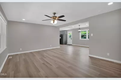 7001 Bronwyn Street, Fayetteville, NC 28314 - Photo 8