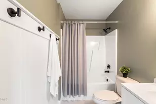 106 Hilltop Dr, Four Oaks, NC 27524 - Photo 12