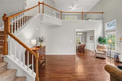 610 Wakehurst Drive, Cary, NC 27519 - Photo 4