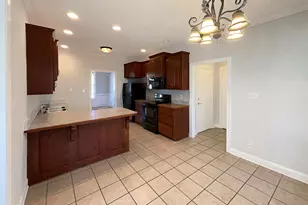 1124 Masterpiece Dr, Hope Mills, NC 28348 - Photo 4