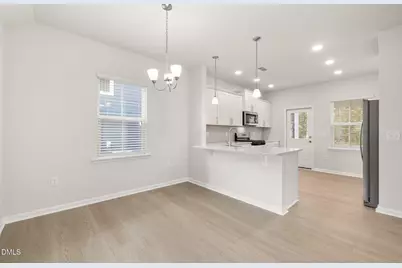 637 Fosterton Cottage Way, Raleigh, NC 27603 - Photo 2