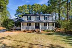 512 Stratford Dr, Zebulon, NC 27597 - Photo 2