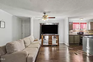 375 Camelia Rd, Benson, NC 27504 - Photo 6