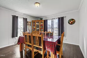 375 Camelia Rd, Benson, NC 27504 - Photo 8