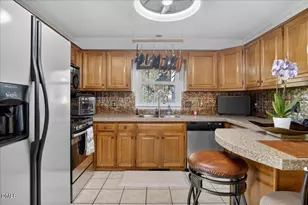 3013 Chippendale Rd, Raleigh, NC 27604 - Photo 2