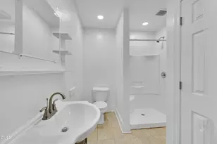 205 E 13th St, Greenville, NC 27858 - Photo 16