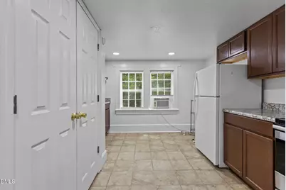 205 E 13th Street #A & B, Greenville, NC 27858 - Photo 30