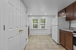 205 E 13th St, Greenville, NC 27858 - Photo 30