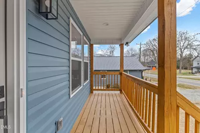 608 W Holt Street, Mebane, NC 27302 - Photo 2