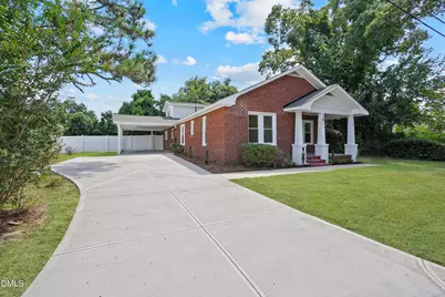 173 S Hardin Street, Southern Pines, NC 28387 - Photo 1