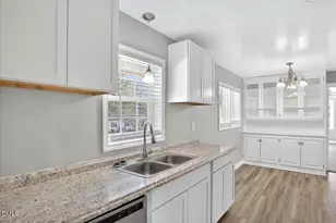 126 White Oak Dr, Henderson, NC 27536 - Photo 6