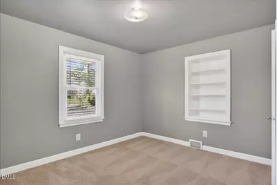 126 White Oak Drive, Henderson, NC 27536 - Photo 18