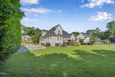 2628 Forestbluff Drive, Fuquay Varina, NC 27526 - Photo 34