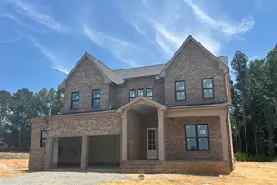 2304 Hilltop Bluffs Ct, Fuquay Varina, NC 27526 - Photo 2