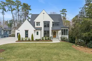 812 Manchester Dr, Raleigh, NC 27609 - Photo 1