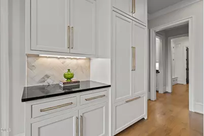 812 Manchester Drive, Raleigh, NC 27609 - Photo 12