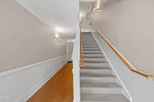 927 Portstewart Dr, Cary, NC 27519 - Photo 6