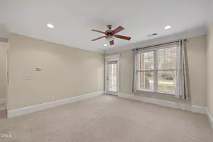 927 Portstewart Dr, Cary, NC 27519 - Photo 8