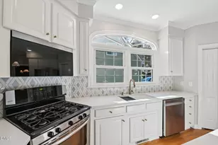 108 Parkcanyon Ln, Cary, NC 27519 - Photo 12