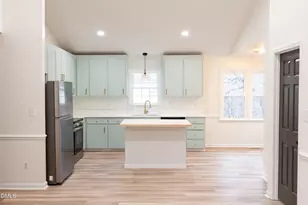 308 Kilgo St, Clayton, NC 27520 - Photo 4