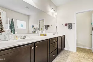 713 Harvest Point Dr, Fuquay-Varina, NC 27526 - Photo 20