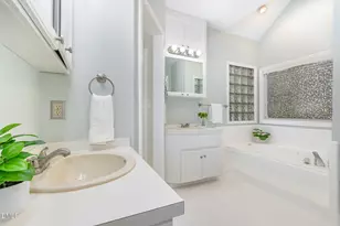 4103 Landfall Ct, Raleigh, NC 27613 - Photo 32