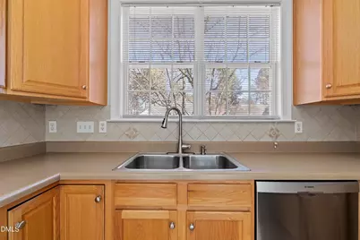 105 Rockport Ridge Way, Cary, NC 27519 - Photo 8