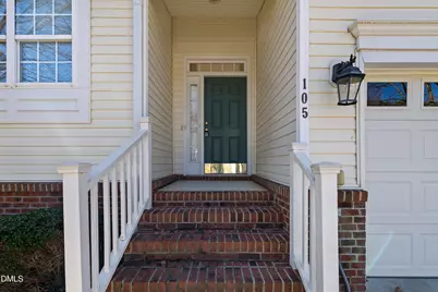 105 Rockport Ridge Way, Cary, NC 27519 - Photo 2