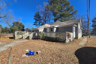 301 N Brevard St, Selma, NC 27576 - Photo 2