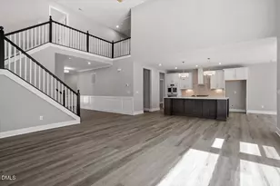 124 Ogden Cir, Clayton, NC 27527 - Photo 4