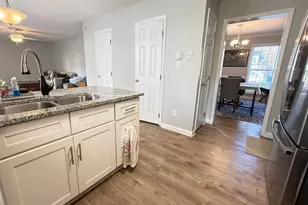 8612 Hobhouse Cir, Raleigh, NC 27615 - Photo 10