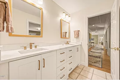 71005 Russell, Chapel Hill, NC 27517 - Photo 32