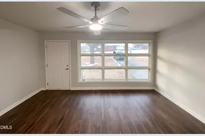 2602 Crestline Avenue, Raleigh, NC 27603 - Photo 2