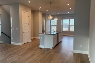 2712 Kempthorne Rd, Cary, NC 27519 - Photo 2