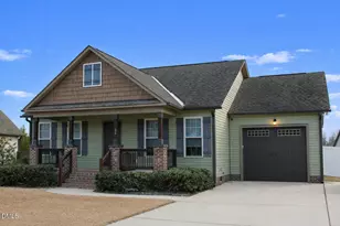 34 Woodglen Dr, Clayton, NC 27527 - Photo 2