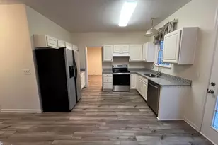 203 Caraway Ln, Cary, NC 27519 - Photo 12