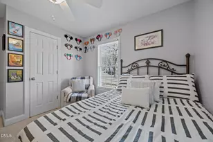 102 Briarcliff St, Apex, NC 27502 - Photo 18