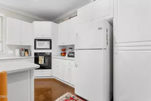 40 McDowell, Pittsboro, NC 27312 - Photo 12