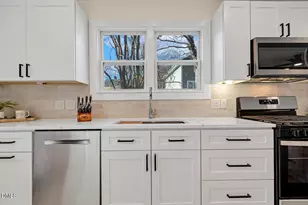 204 E Lynch St, Durham, NC 27701 - Photo 8