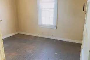 605 Rhem St, Kinston, NC 28501 - Photo 8