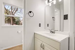 5612 Falls of Neuse Rd, Raleigh, NC 27609 - Photo 12