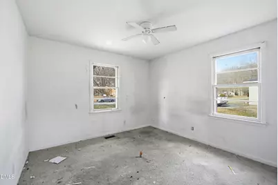 604 Sexton Avenue, Zebulon, NC 27597 - Photo 14