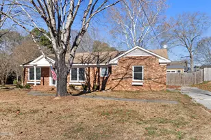 261 E Lillington St, Angier, NC 27501 - Photo 4