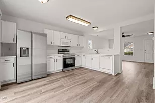 2609 Quarry Springs Rd, Raleigh, NC 27610 - Photo 16