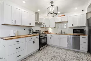 205 W South St, Fremont, NC 27830 - Photo 2