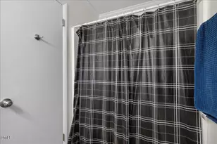 1209 Manassas Ct, Raleigh, NC 27609 - Photo 18