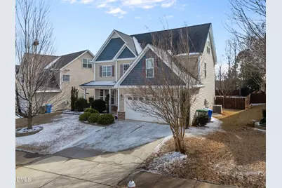 824 Lone Pine Loop, Fuquay-Varina, NC 27526 - Photo 2