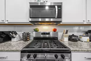 2252 Fairway Green Dr, Fuquay Varina, NC 27526 - Photo 6