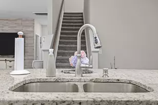 2252 Fairway Green Dr, Fuquay-Varina, NC 27526 - Photo 8